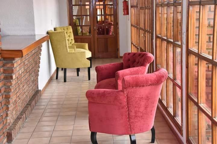 Ambientes De La Patagonia Hotel Winifreda Exterior photo
